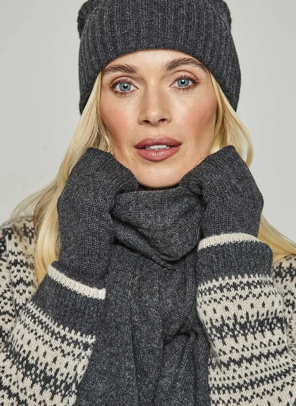 Cashmere Fingerless Gloves - Charcoal