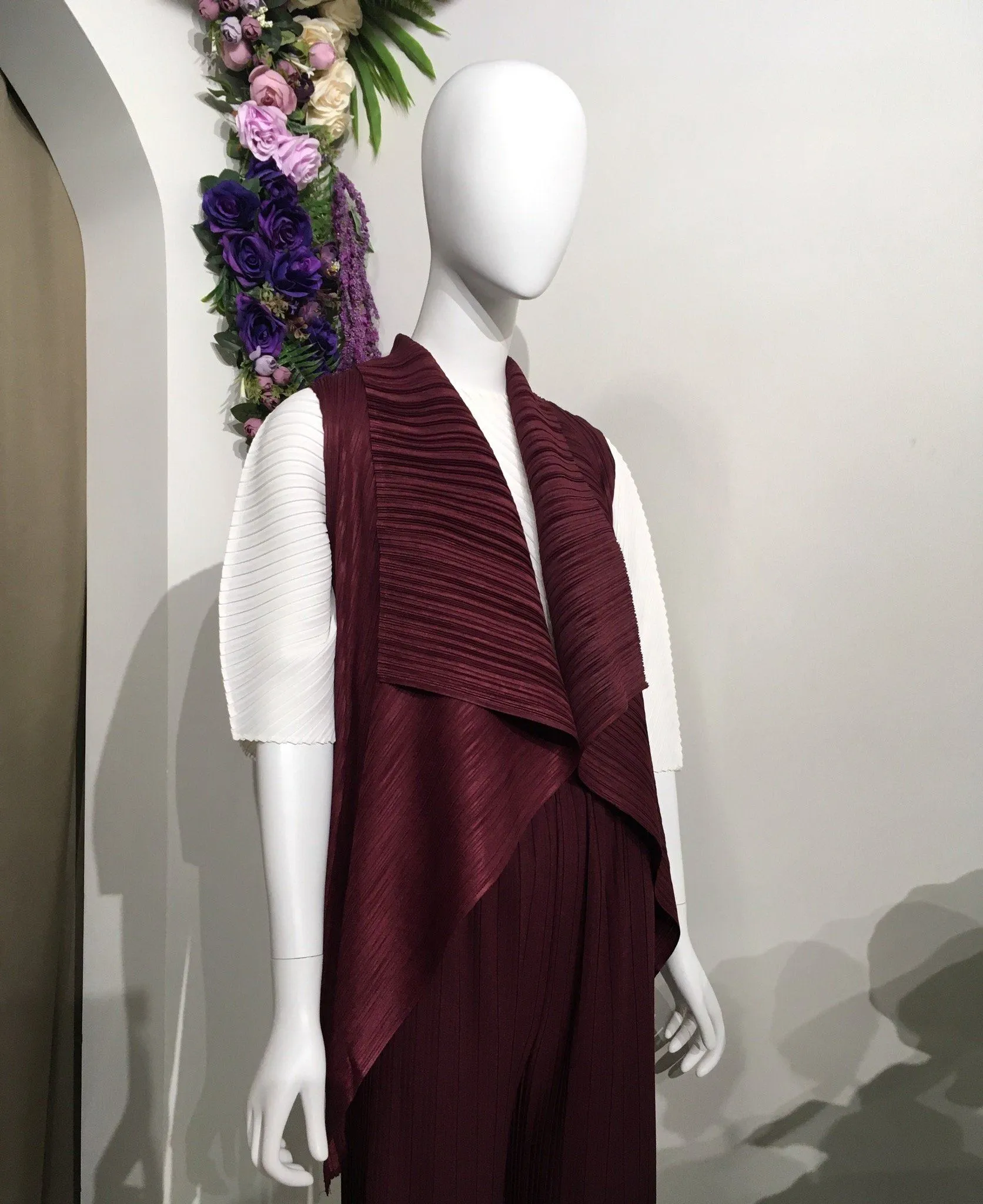 Ema Sleeveless Long Cardigan (ONLY FOR STEEL, BASIL, RUBY AND MOSS GREEN)